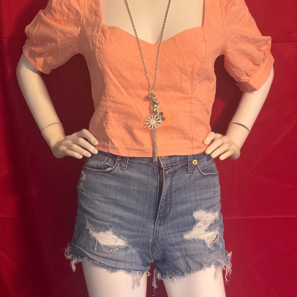 Ladies tops - Picture 1 of 8